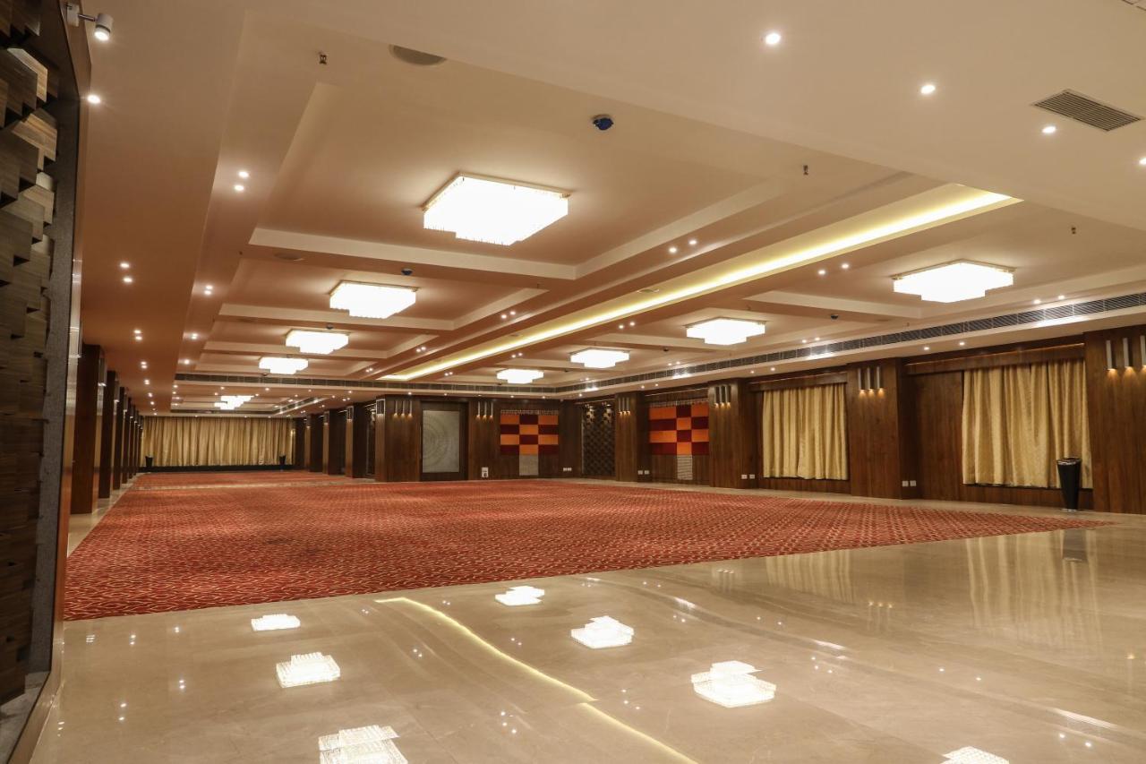 The Grand Asansol Hotel Bagian luar foto