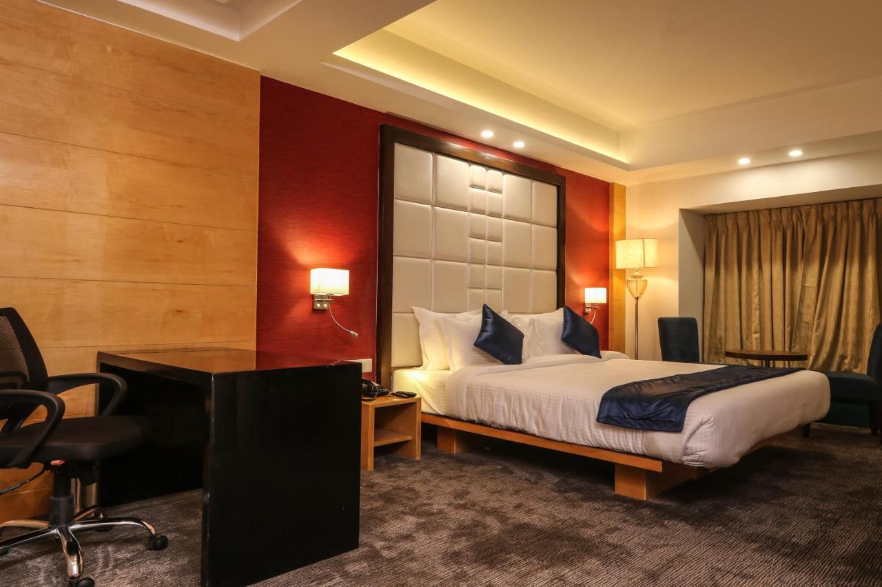 The Grand Asansol Hotel Bagian luar foto