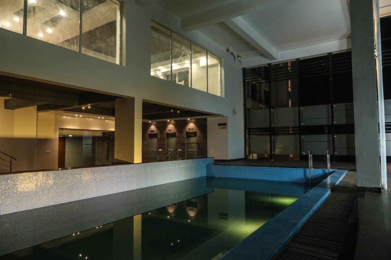 The Grand Asansol Hotel Bagian luar foto