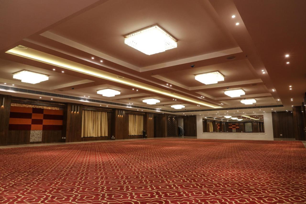 The Grand Asansol Hotel Bagian luar foto