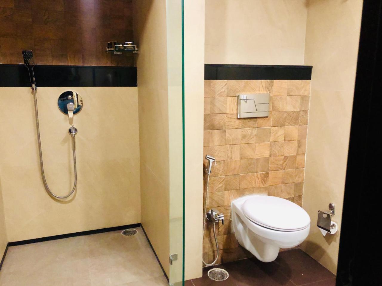 The Grand Asansol Hotel Bagian luar foto